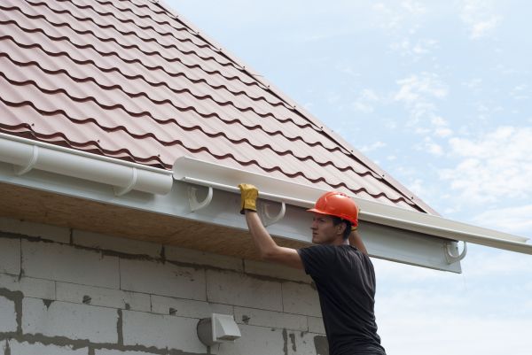 Cost of Rain Gutter Repair in Brighton